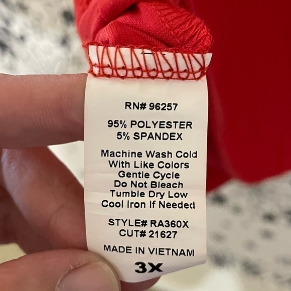 Burnt orange three quarter sleeve plus size top with gold button detail - Picture 7 of 10